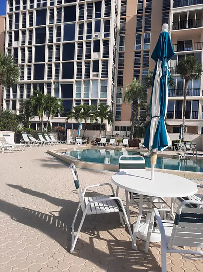 7400 SUN ISLAND DRIVE S 107 #107 South Pasadena FL