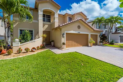 17407 SW 36th St Miramar FL
