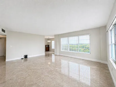 10777 W Sample Road 714, Coral Springs, FL 33065 #714 Coral Springs FL