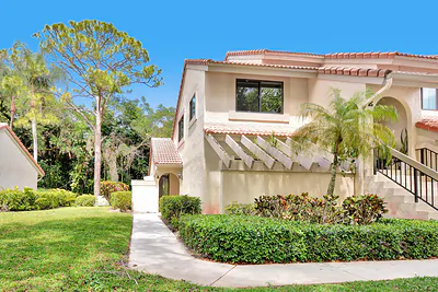 5590 Coach House Circle A, Boca Raton, FL 33486 #A Boca Raton FL