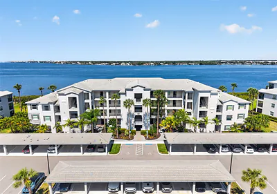 1020 TIDEWATER SHORES LOOP 301 #301 Bradenton FL
