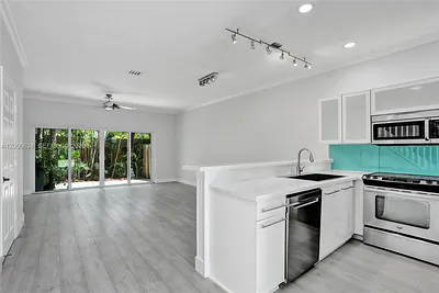 835 NE 19th Ave 10 #10 Fort Lauderdale FL
