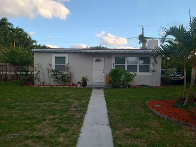 508 Beech Rd West Palm Beach FL