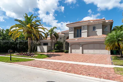 651 Sweet Bay Ave Plantation FL