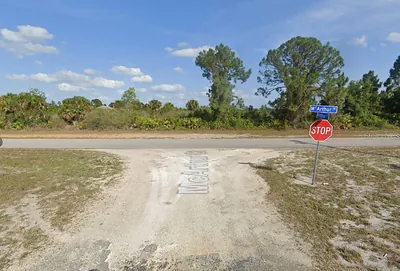 912 MCARTHUR COURT Lehigh Acres FL