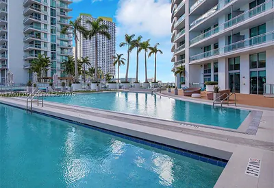 90 SW 3rd St 2116 #2116 Miami FL