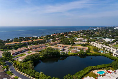 4550 OVERLOOK DRIVE NE 154 #154 St Petersburg FL