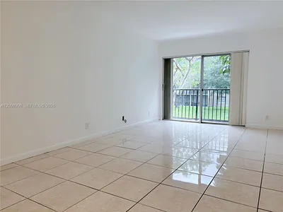 8550 N Sherman Cir 205 #205 Miramar FL