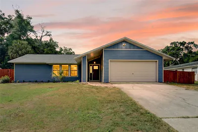 25302 GLEN EAGLES ST Sorrento FL