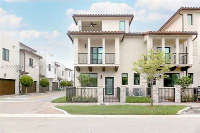 8370 NW 49th St 8370 #8370 Doral FL