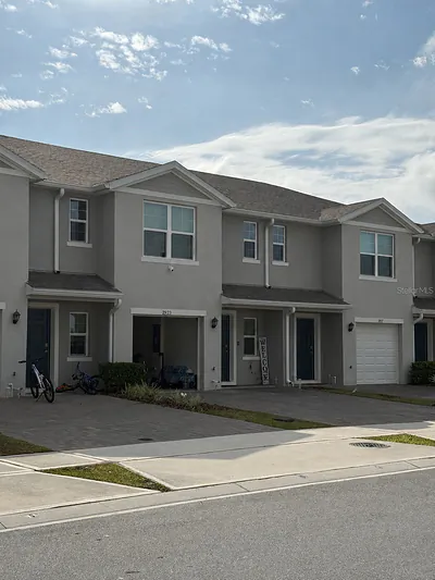 2923 BRIE HAMMOCK BEND St Cloud FL