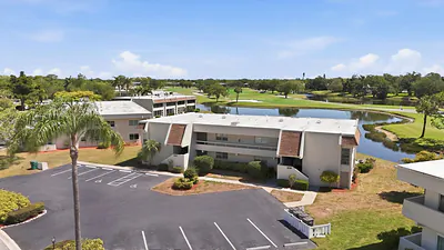 7271 W COUNTRY CLUB DRIVE N 122 #122 Sarasota FL