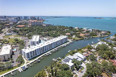 1703 N TAMIAMI TRAIL B504 #B504 Sarasota FL