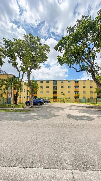 666 W 81st St 316 #316 Hialeah FL