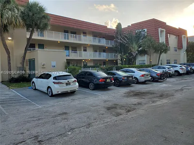 1300 Moffett St 107 #107 Hallandale Beach FL