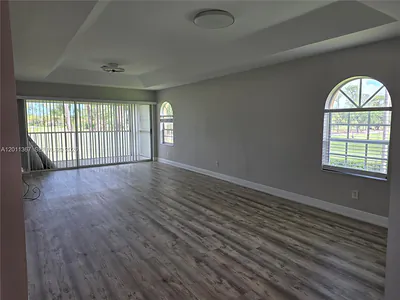 575 Augusta Boulevard 8 #8 Naples FL
