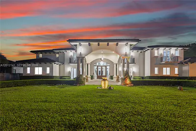 12401 SW 45th St Miami FL