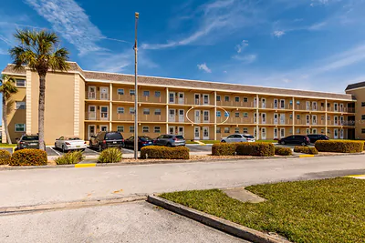 1 S BOCA CIEGA POINT BOULEVARD 204 #204 St Petersburg FL