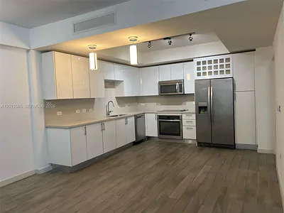 999 SW 1st Ave 1601 #1601 Miami FL