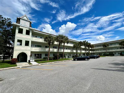 2386 SUMATRAN WAY 68 #68 Clearwater FL