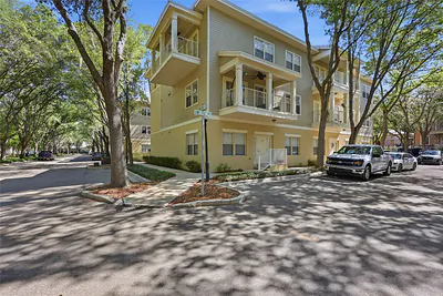 9172 SW 52ND ROAD 103 #103 Gainesville FL