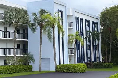 6200 NW 2nd Avenue 415, Boca Raton, FL 33487 #415 Boca Raton FL