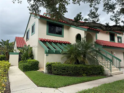 24 Lexington Ln W A #A Palm Beach Gardens FL
