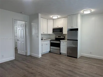 4246 Seagrape Dr 1 #1 Lauderdale By The Sea FL