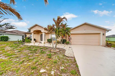 982 SW Kappa Avenue, Port St. Lucie, FL 34953 Port St Lucie FL
