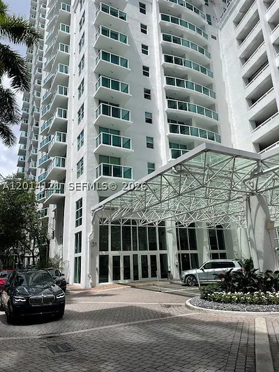 31 SE 5th St 303 #303 Miami FL