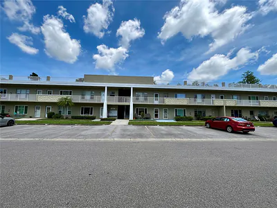 2391 SUMATRAN WAY 17 #17 Clearwater FL