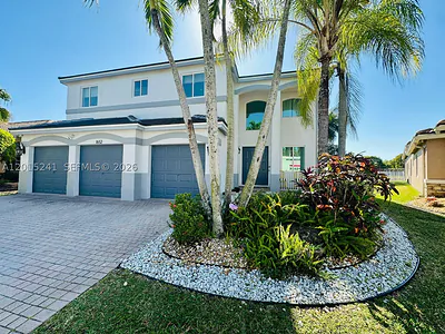 1652 Orchid Bnd Weston FL