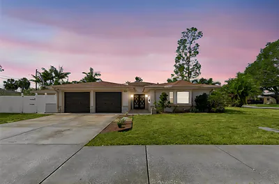 2790 PINELLAS POINT DRIVE S St Petersburg FL