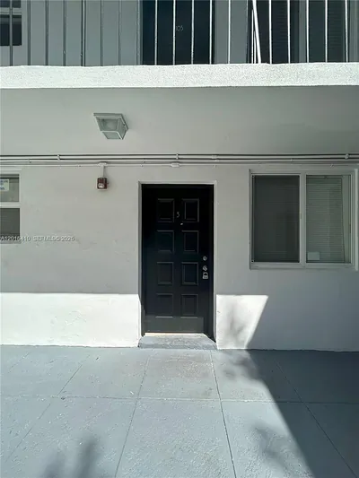 5814 NE 4th Ct 3 #3 Miami FL