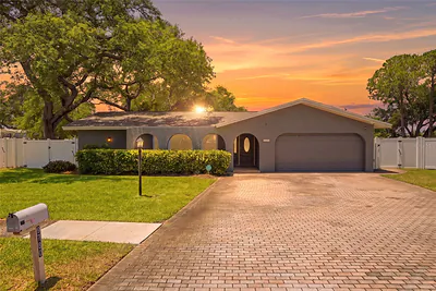 9760 136TH STREET Seminole FL
