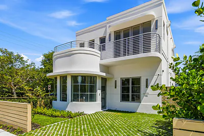 785 Park Place, West Palm Beach, FL 33401 West Palm Beach FL