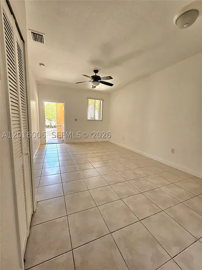 17720 NW 73 203 #203 Hialeah FL