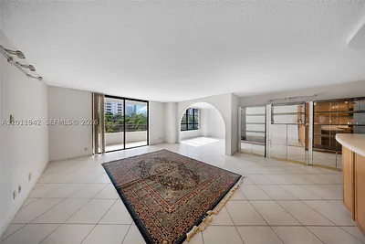 600 Three Islands Blvd 212 #212 Hallandale Beach FL