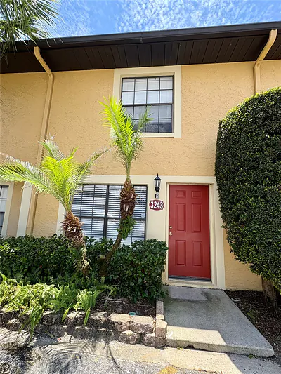 3243 FOREST OAKS COURT 117 #117 Winter Park FL