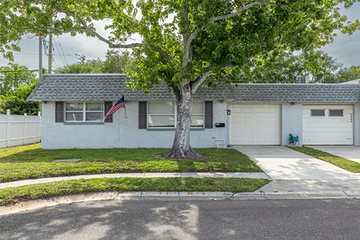 1401 CARA DRIVE 1401 #1401 Largo FL