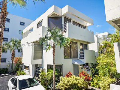3044 SW 27th Ave 9 #9 Miami FL
