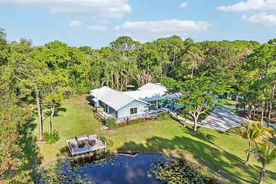 15698 N 77th Trl N Palm Beach Gardens FL
