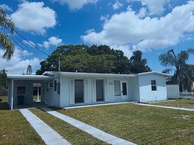 213 NE Prima Vista Boulevard, Port St. Lucie, FL 34983 Port St Lucie FL