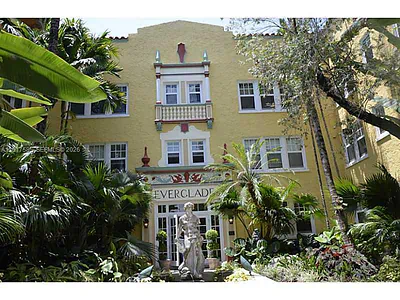 536 14th St 107 #107 Miami Beach FL