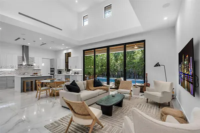 1010 Genoa St Coral Gables FL