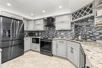 2425 Presidential Way PH1 #PH1 West Palm Beach FL