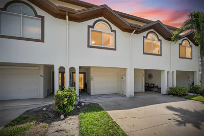 394 MADEIRA CIRCLE St Petersburg FL