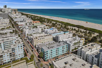 713 Collins Ave 42 #42 Miami Beach FL