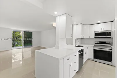 319 NE 14TH AVE 201 #201 Hallandale Beach FL