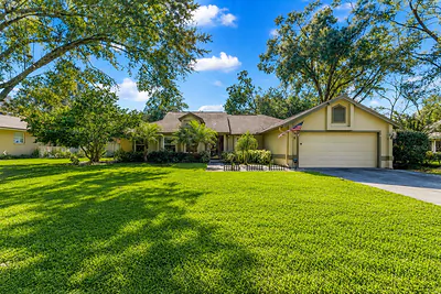 2067 MAJESTIC WOODS BOULEVARD Apopka FL